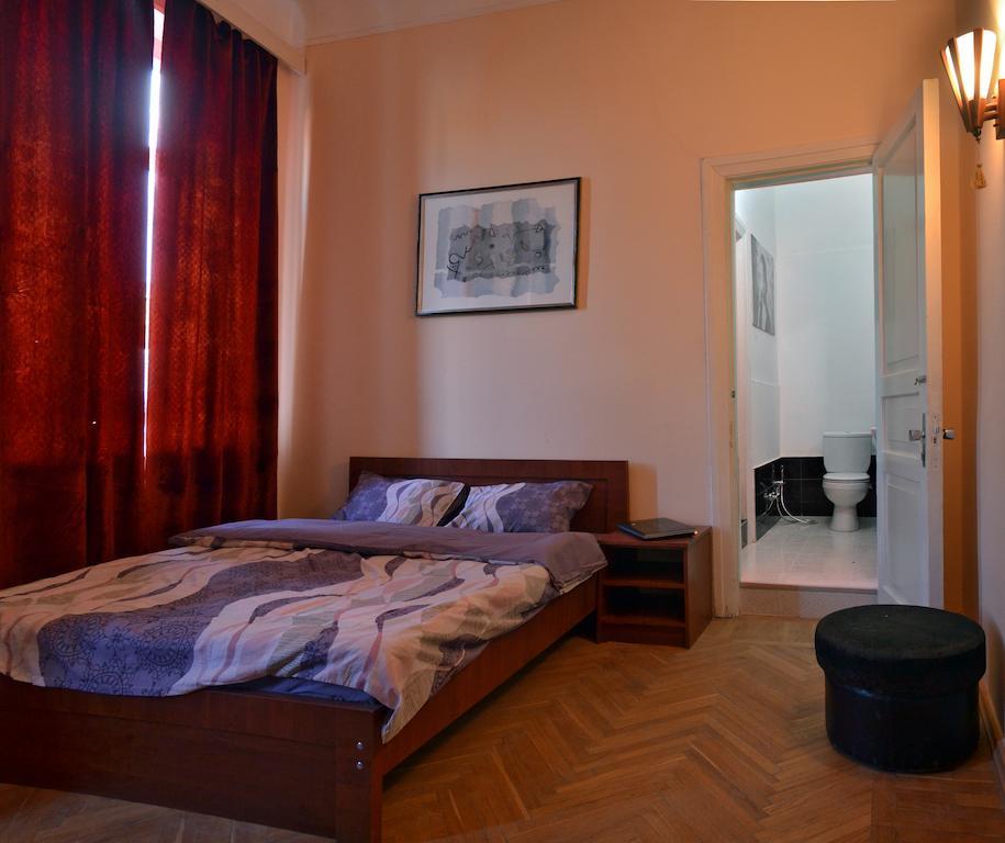 Griboedov Hostel & Suites Tbilisi Zimmer foto